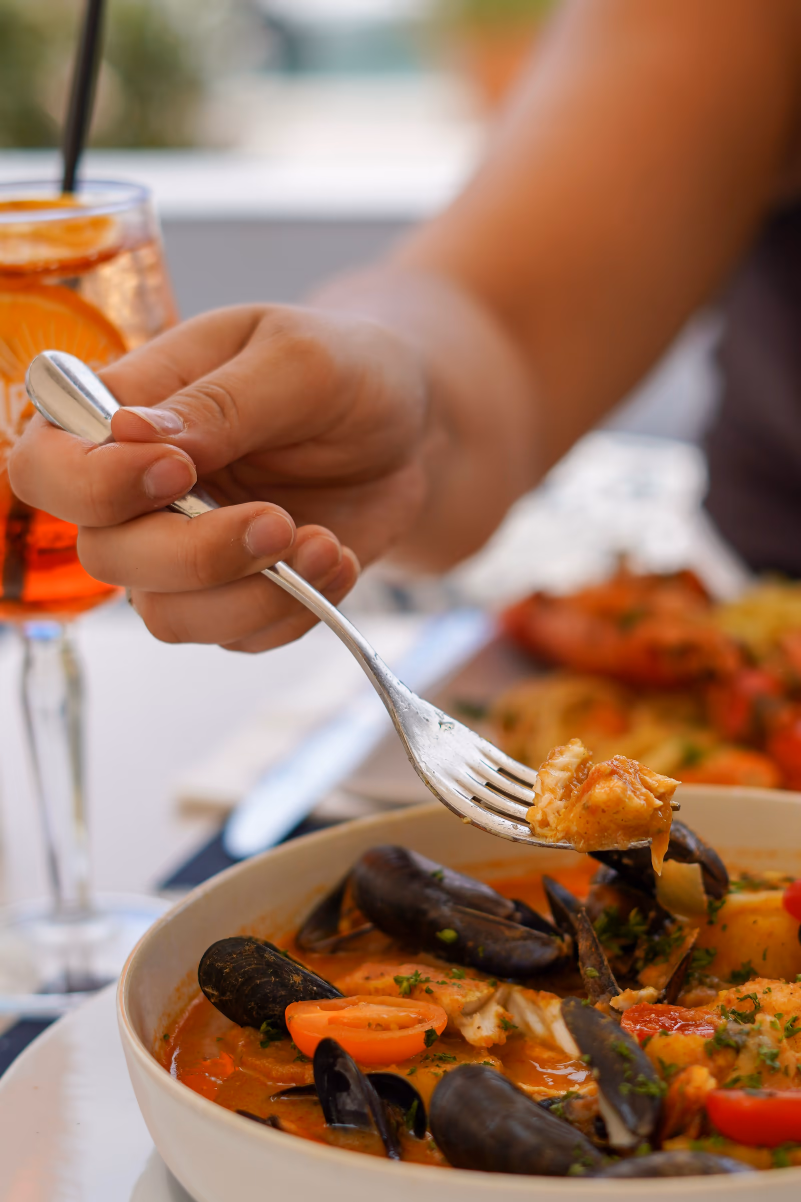 Plat de moules à la méditerranéenne